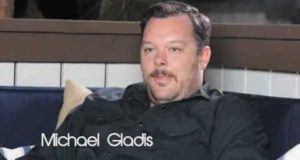 Michael Gladis Stars at Hollywood Poker’s Celebrity Home Game